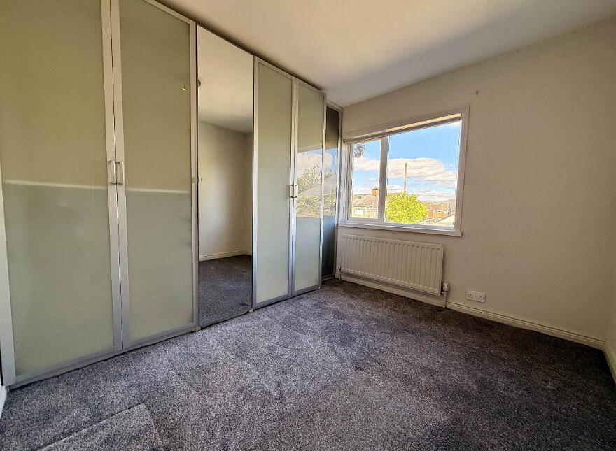 40 Loopland Drive, Cregagh, Belfast, BT6 9DX