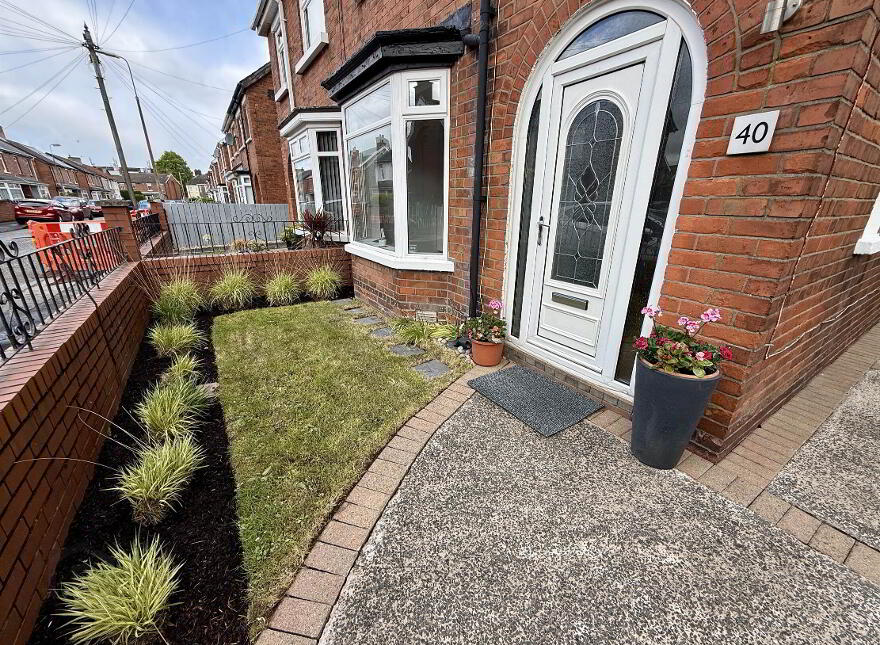 40 Loopland Drive, Cregagh, Belfast, BT6 9DX