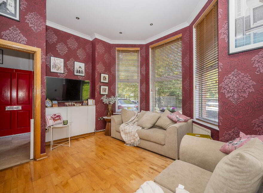 Apt 1 Earlstown Mews, 12 Annadale Avenue, Belfast, BT7 3JH