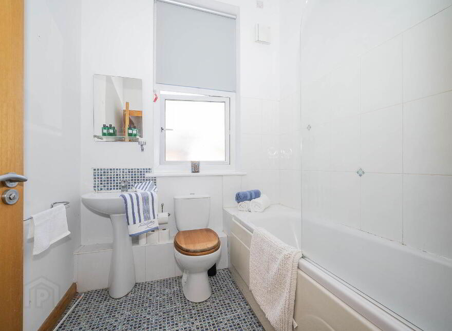 Apt 1 Earlstown Mews, 12 Annadale Avenue, Belfast, BT7 3JH