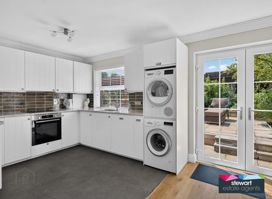 1 Village Green, Moira, BT67 0TN