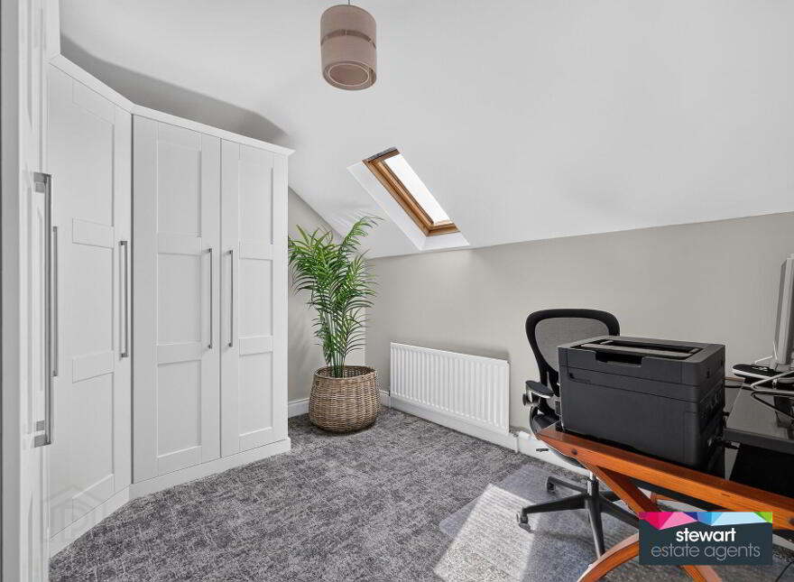 1 Village Green, Moira, BT67 0TN