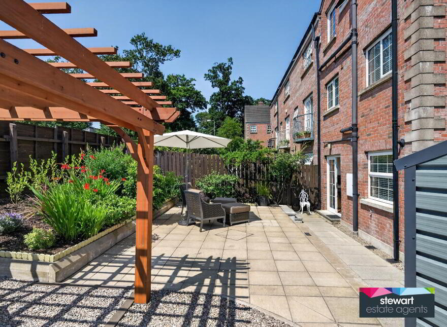 1 Village Green, Moira, BT67 0TN