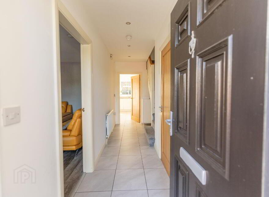 8 Belvedere Heights, Warrenpoint, Newry, BT34 3XZ