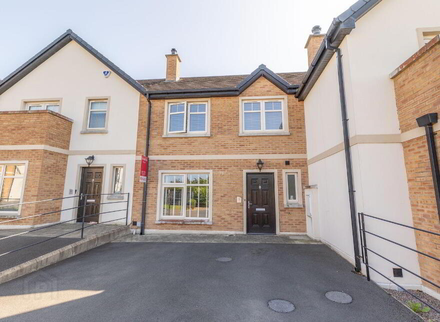 8 Belvedere Heights, Warrenpoint, Newry, BT34 3XZ