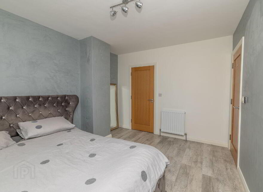 8 Belvedere Heights, Warrenpoint, Newry, BT34 3XZ