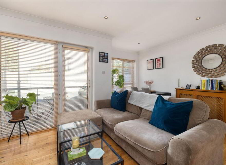 2 Engleberg Court, Dún Laoghaire, Dublin, A96XC82