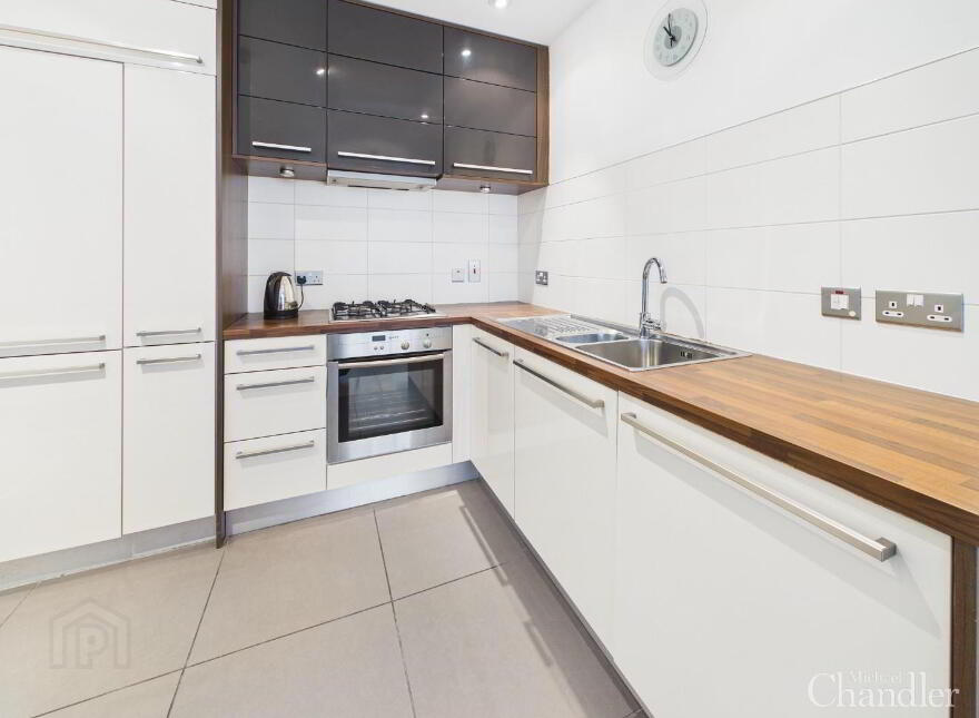 Apt 3.30 The Arc, Queens Road, Belfast, BT3 9FD