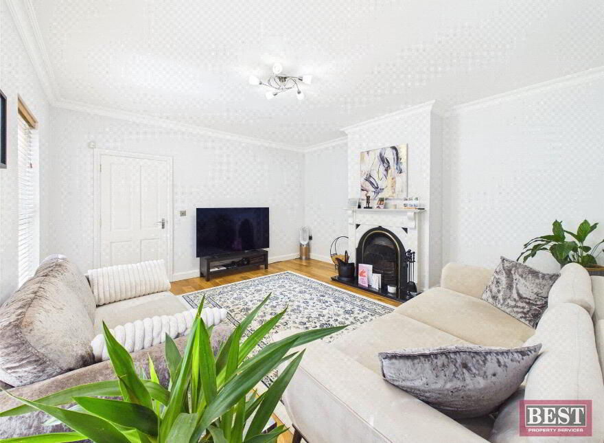 28 Chancellors Hall, Newry, BT35 8WJ
