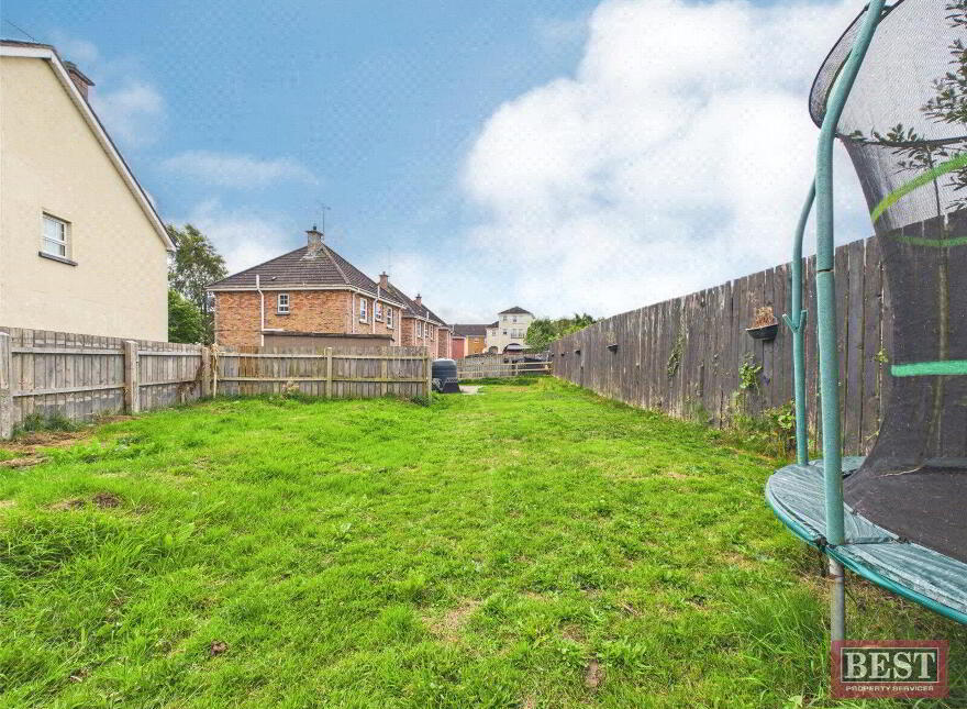 28 Chancellors Hall, Newry, BT35 8WJ