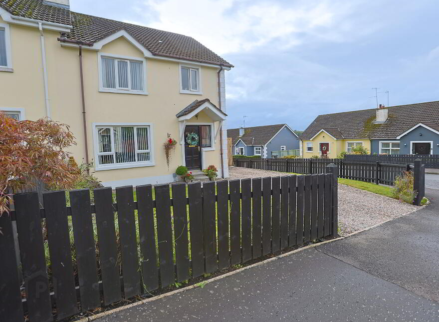 27 Hunters Hill Park, Gilford, Craigavon, BT63 6TA