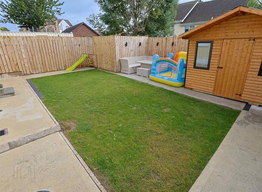 27 Hunters Hill Park, Gilford, Craigavon, BT63 6TA