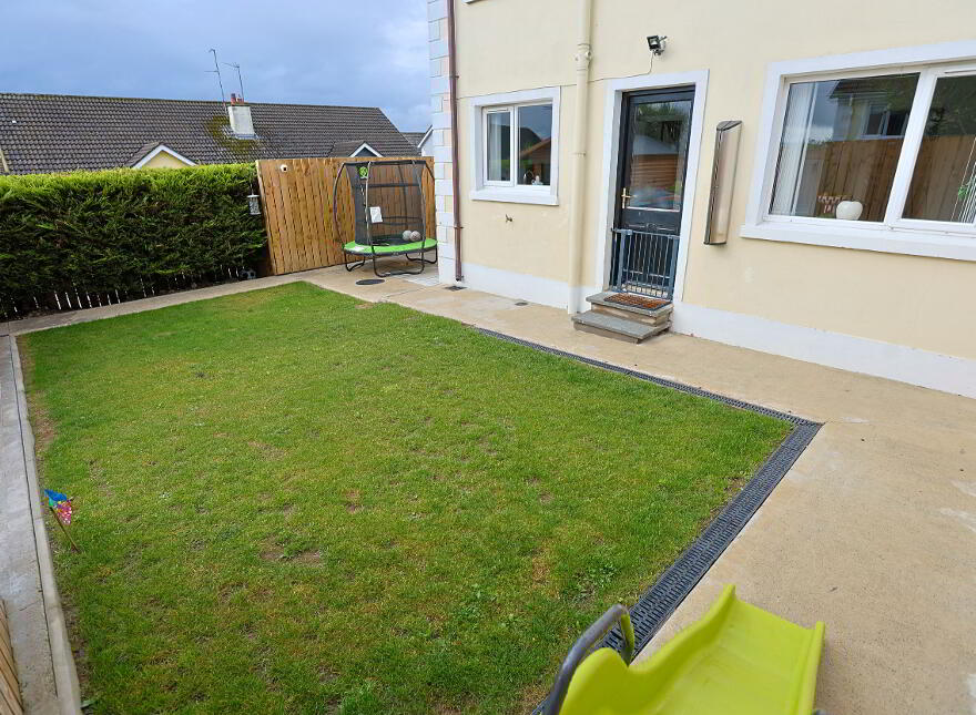 27 Hunters Hill Park, Gilford, Craigavon, BT63 6TA