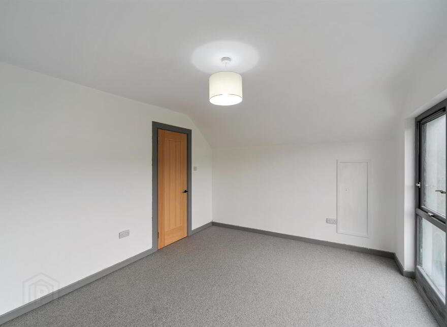 44 Stoneyford Road, Lisburn, BT28 3RG
