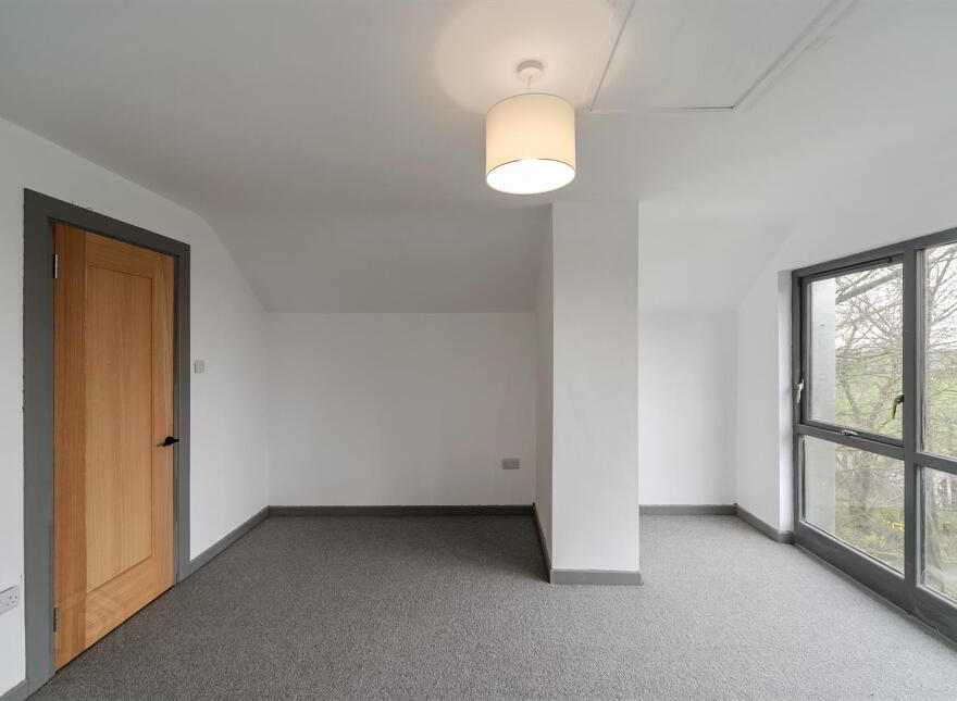 44 Stoneyford Road, Lisburn, BT28 3RG