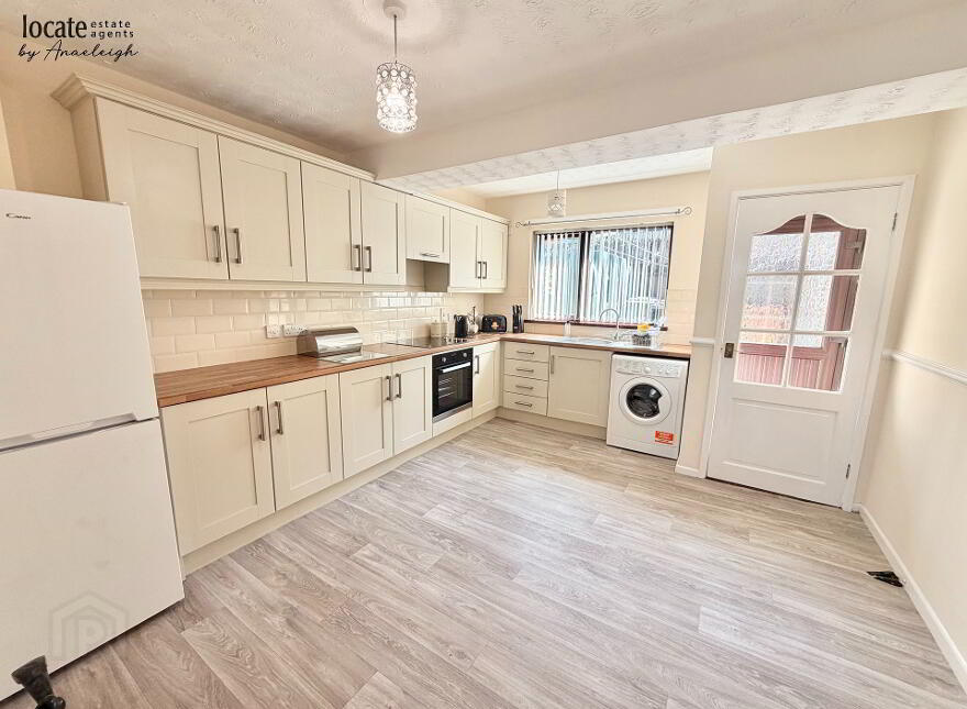 20 Nassau Crescent, Rosemount, Derry, BT48 0EZ