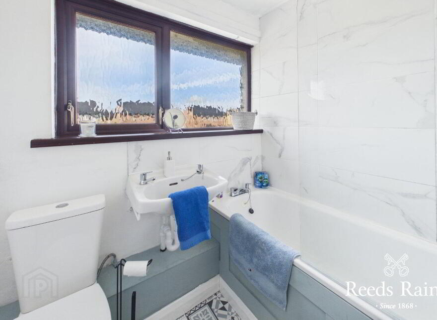 29 Westmount Avenue, Carrickfergus, BT38 8DQ
