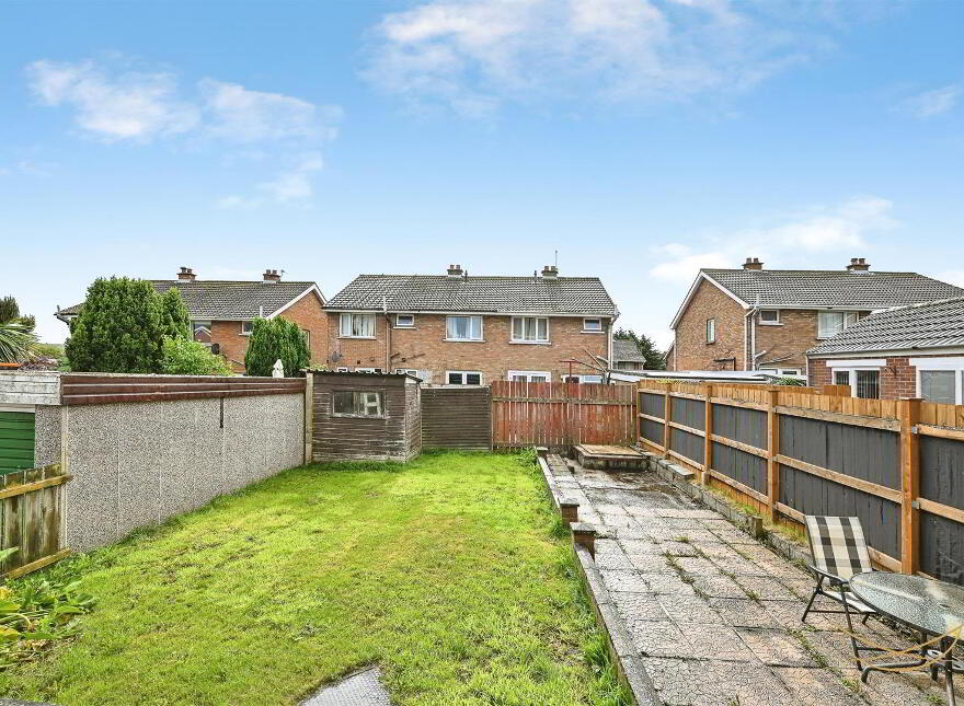12 Castleburn Park, Carrickfergus, BT38 7NZ