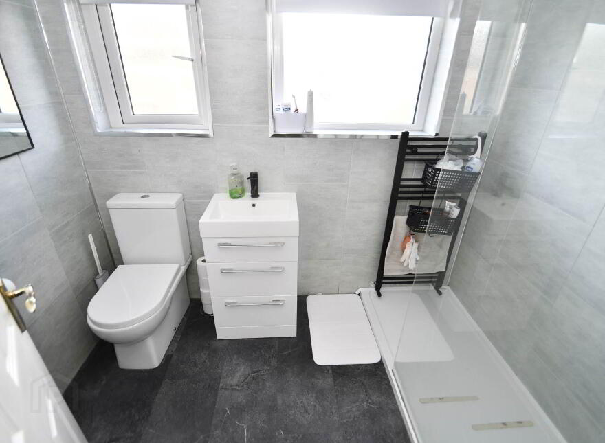 28 Willowvale Avenue, Belfast, BT11 9JX