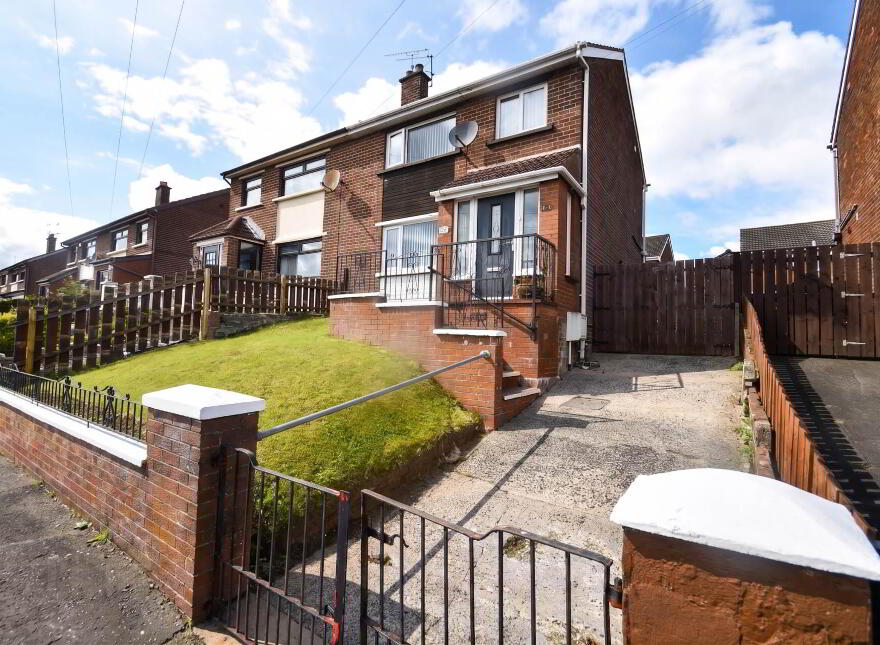 28 Willowvale Avenue, Belfast, BT11 9JX