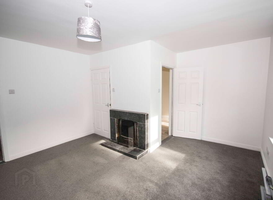 6 Hunters Crescent, Omagh, BT78 5EH