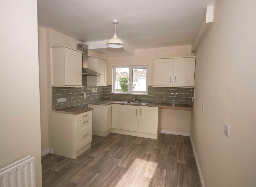 6 Hunters Crescent, Omagh, BT78 5EH