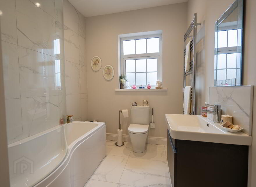 28 Governor's Gate Demesne, Royal Hillsborough, BT26 6TU