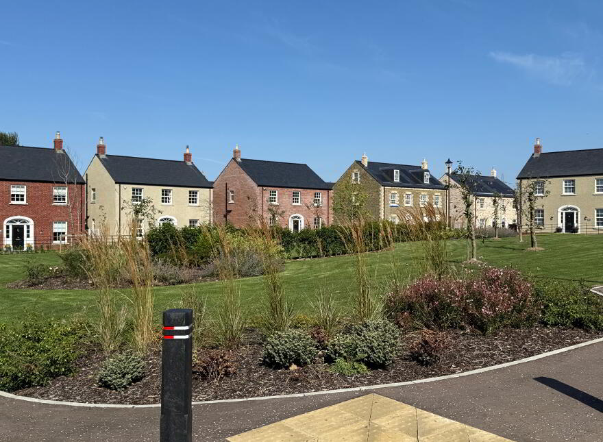 28 Governor's Gate Demesne, Royal Hillsborough, BT26 6TU