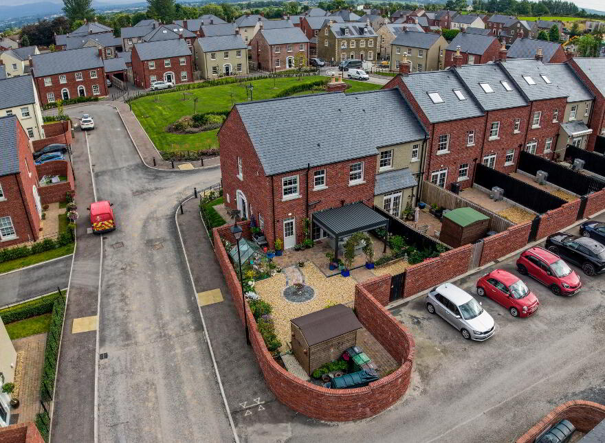 28 Governor's Gate Demesne, Royal Hillsborough, BT26 6TU