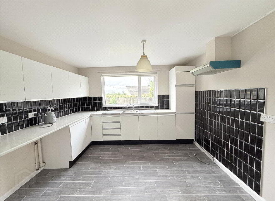 132 Roguery Road, Toomebridge, BT41 3RQ