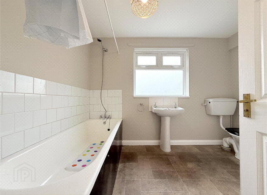 132 Roguery Road, Toomebridge, BT41 3RQ