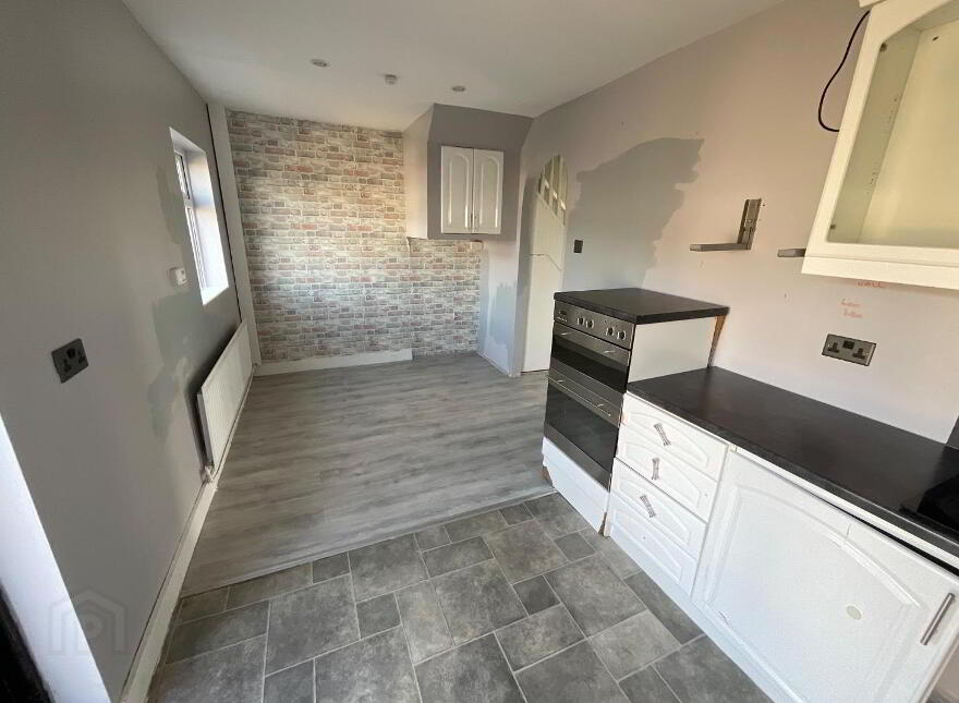 4 The Larches, Carrickfergus, BT38 8EH