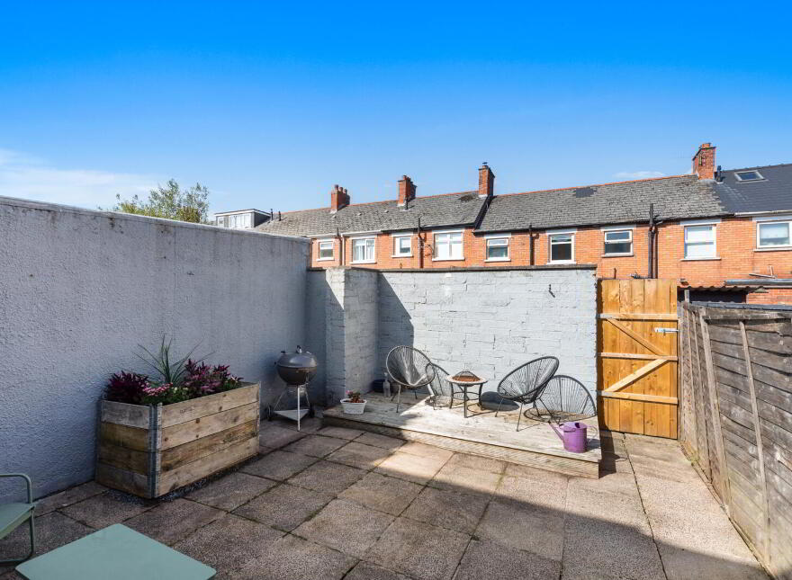 30 Loopland Gardens, Belfast, BT6 9ED