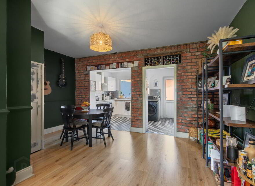30 Loopland Gardens, Belfast, BT6 9ED