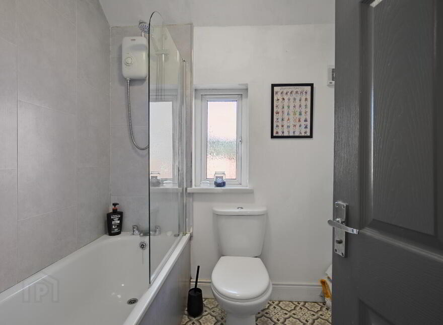 30 Loopland Gardens, Belfast, BT6 9ED