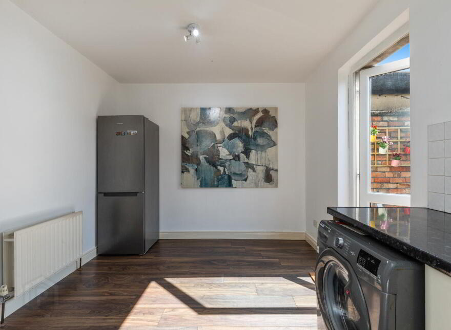 18 Victoria Road, Sydenham, Belfast, BT4 1QU