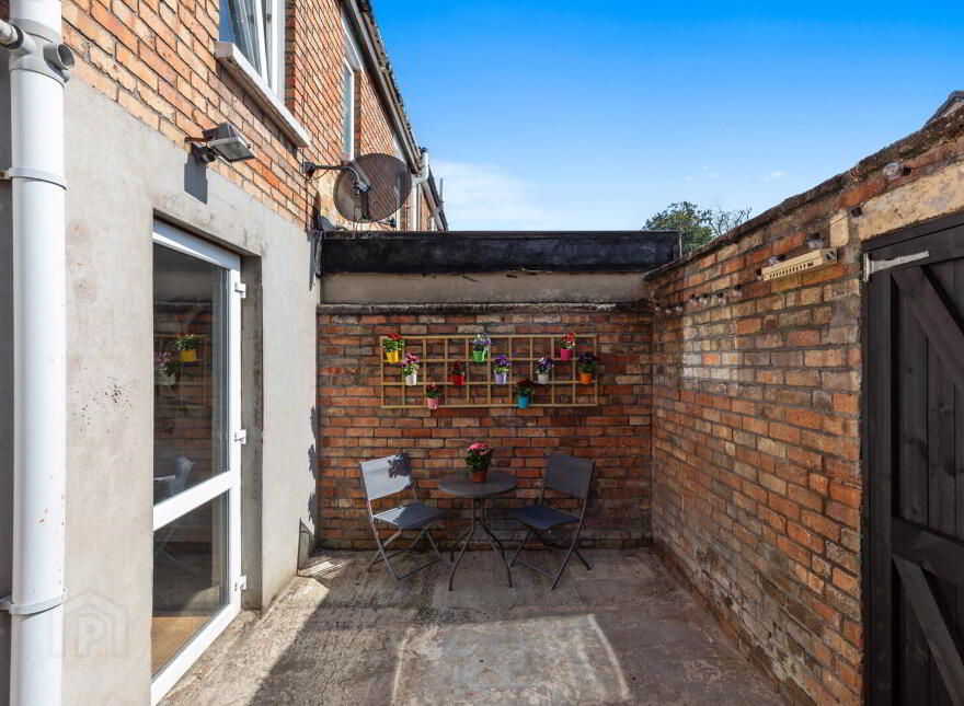 18 Victoria Road, Sydenham, Belfast, BT4 1QU