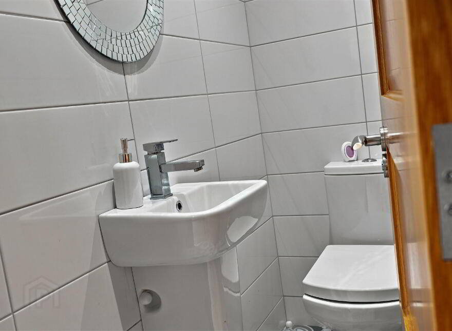 82 The Meadows, Randalstown, BT41 2JB