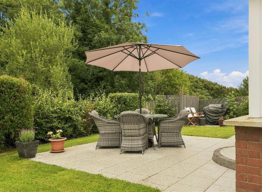 82 The Meadows, Randalstown, BT41 2JB