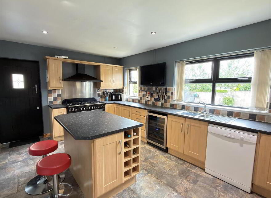 31d Dundrum Road, Newcastle, BT33 0BG