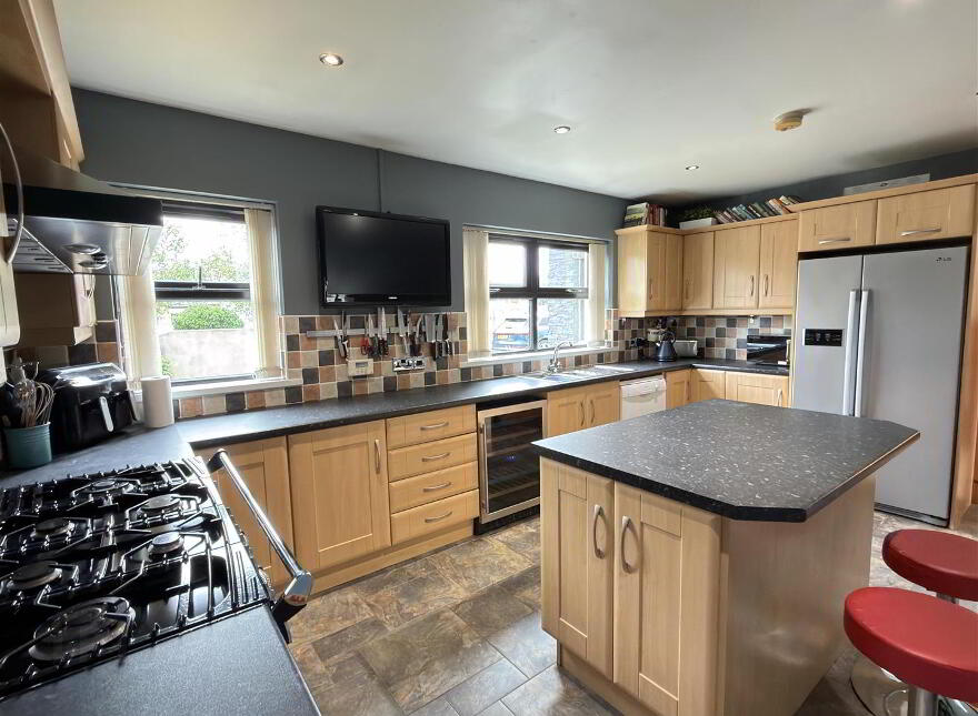 31d Dundrum Road, Newcastle, BT33 0BG
