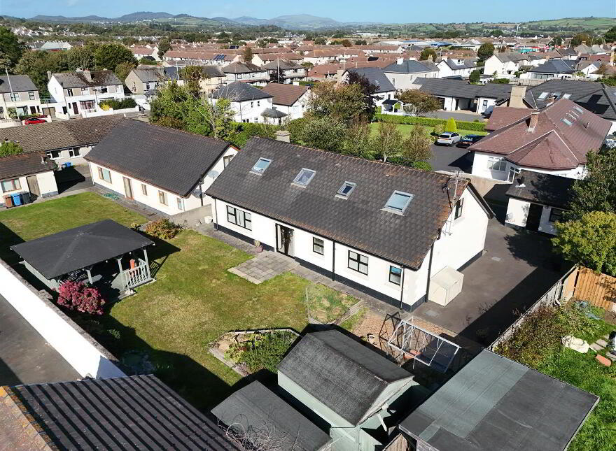 31d Dundrum Road, Newcastle, BT33 0BG