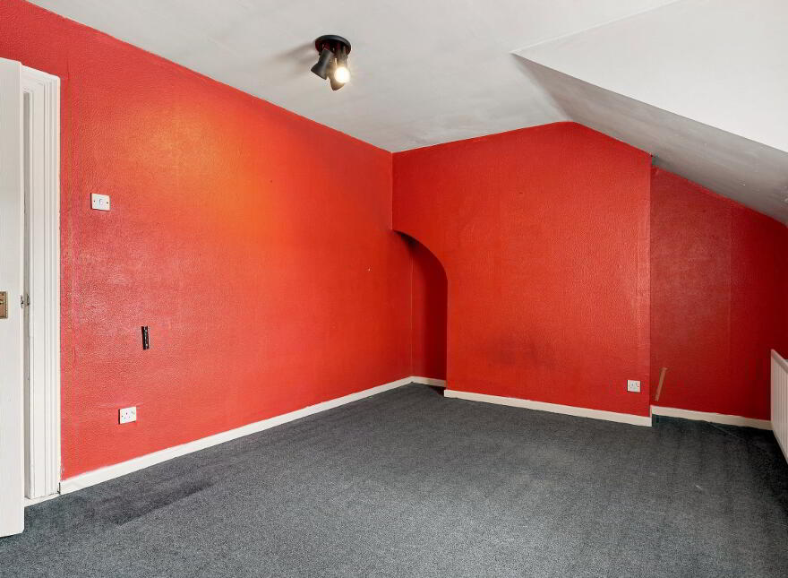 116 Madrid St, Belfast, BT5 4EF