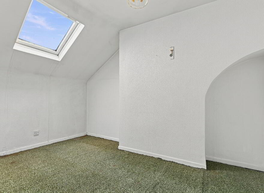 116 Madrid St, Belfast, BT5 4EF