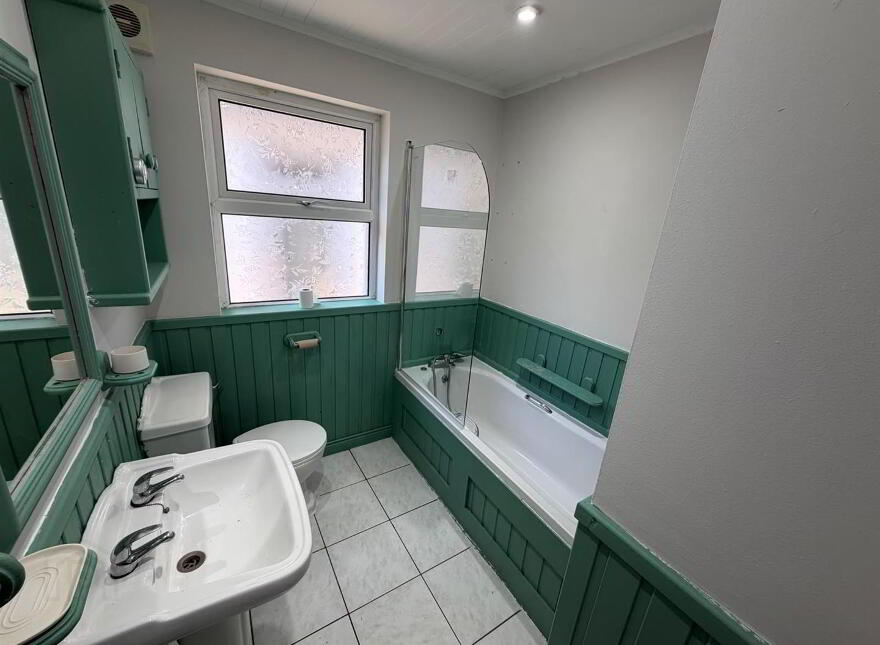 15 Broomfield Close, Castlewellan, BT31 9LU