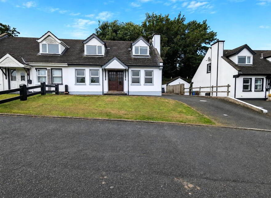 15 Broomfield Close, Castlewellan, BT31 9LU photo