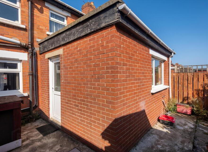 44 Premier Drive, Belfast, BT15 3LX