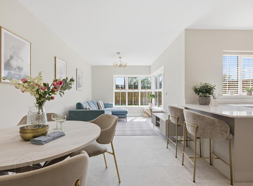 The Kinver, Carrow Hall, Carrowreagh Road, Dundonald