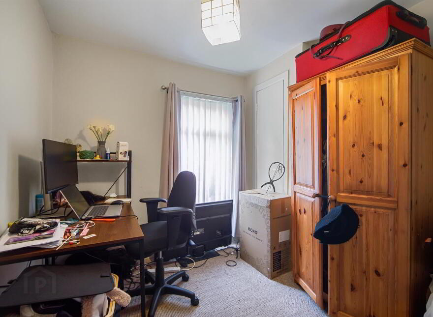 16 Dunraven Avenue, Belfast, BT5 5JR