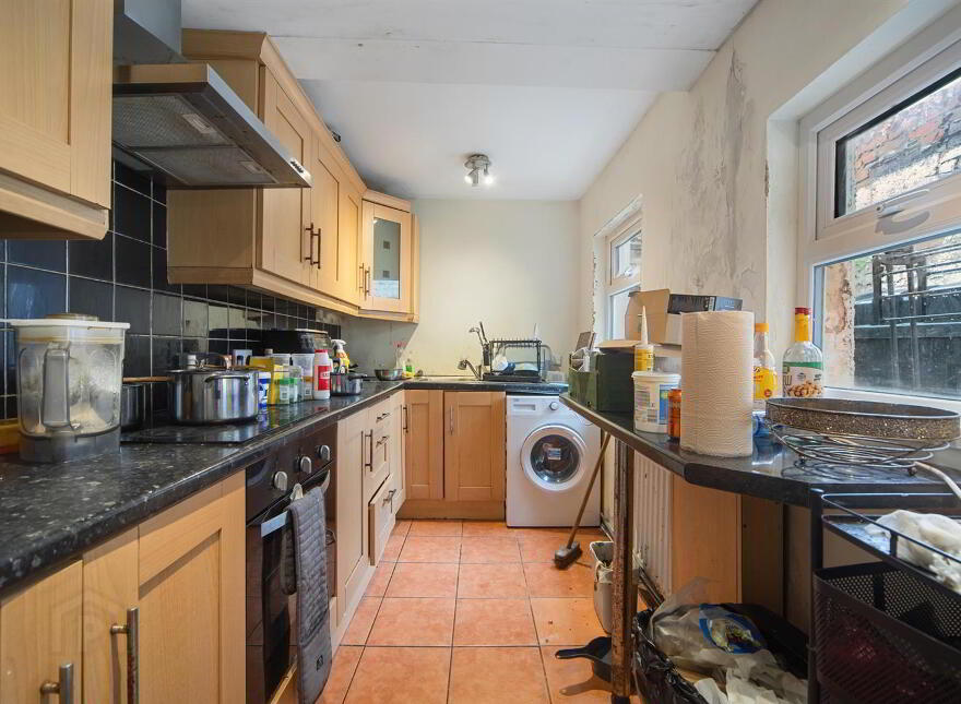 16 Dunraven Avenue, Belfast, BT5 5JR